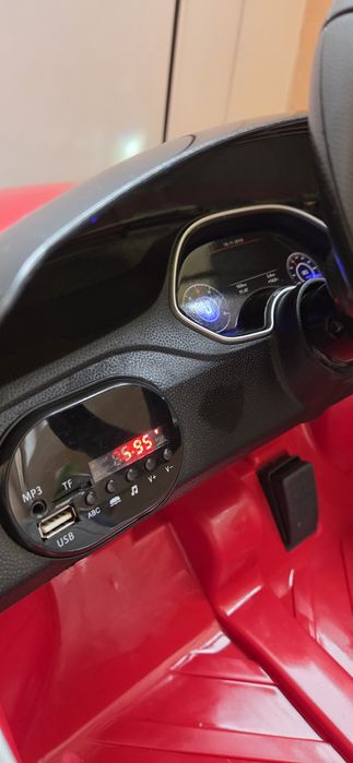 Акумулаторна кола с родителски контрол 6V AUDI TT ЧЕРВЕН