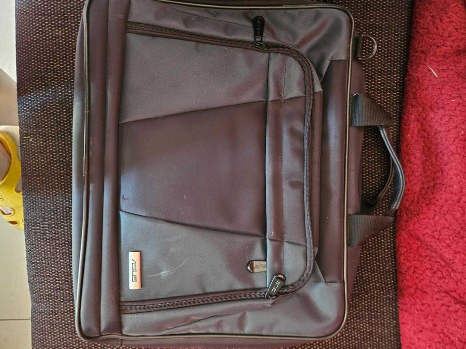 Vand geanta / rucsac laptop