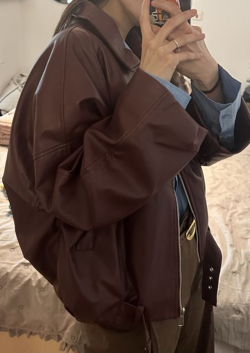 Кожено яке бордо