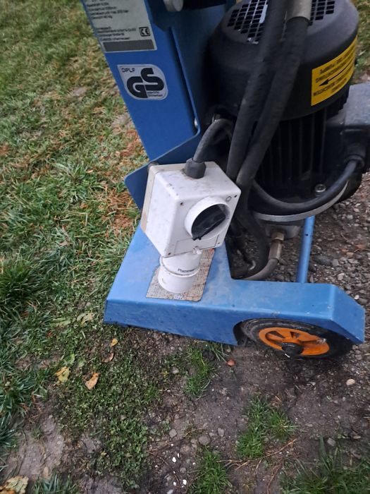 Vând crepător trifazic