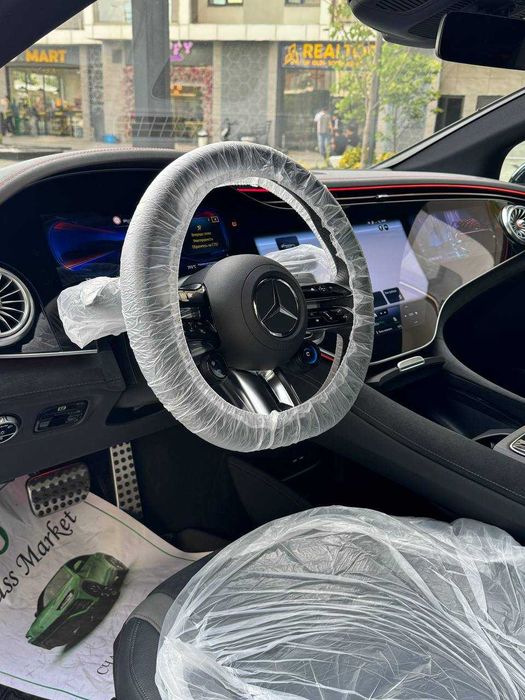 Mercedes AMG EQE 53 4 Matic+