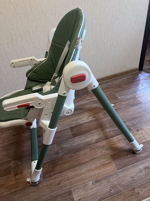 Детский столик для кормления