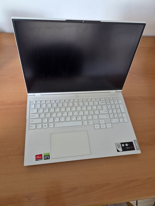 Lenovo Legion 5 Pro 16ACH6H Ryzen 7 5800H RTX 3070 - DEFECT