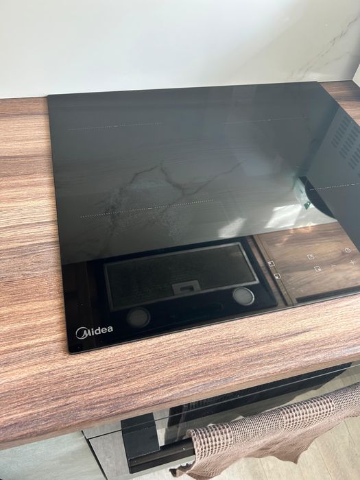 Варочная поверхность Midea