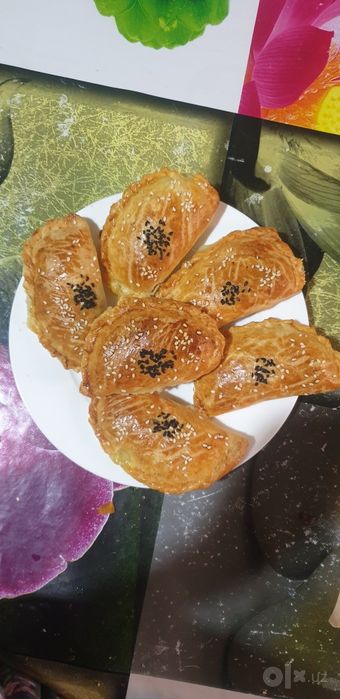 Самса слоеная и песочная.