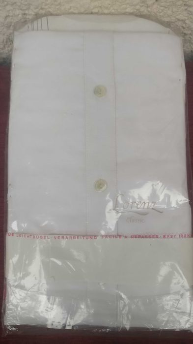 Бяла мъжка  риза