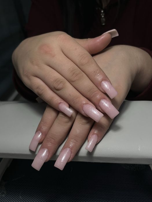 Маникюр  наращивание 5000тг