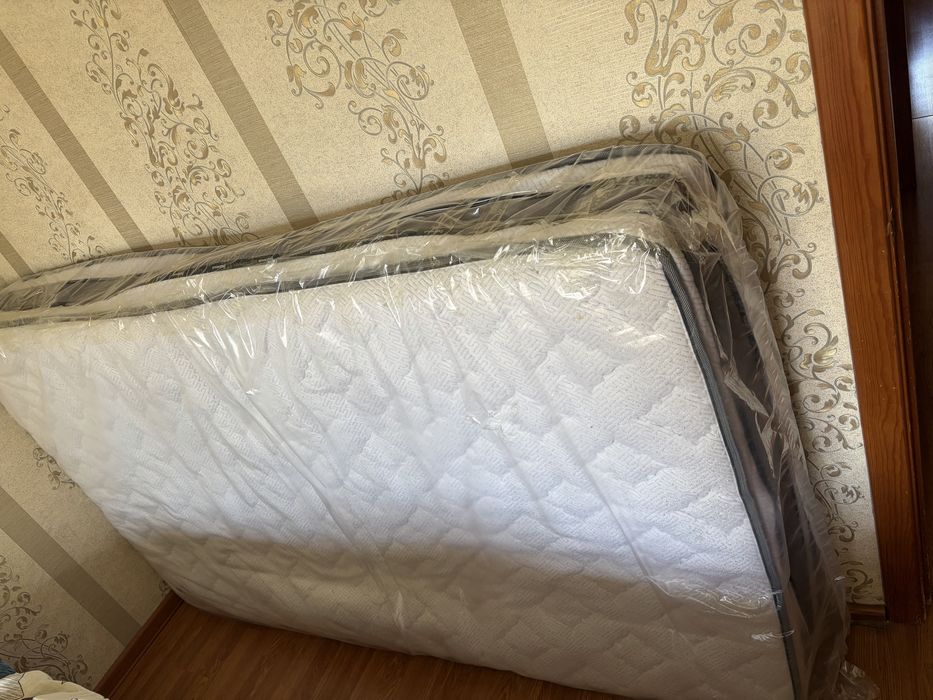 Матрас 120х200 чистый