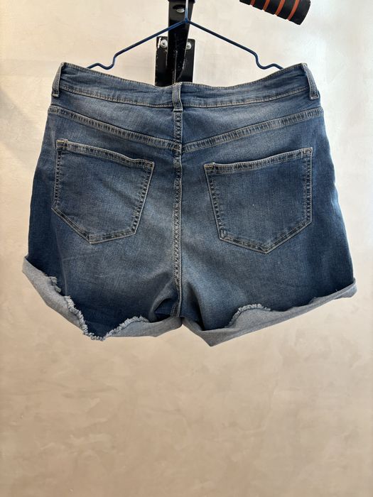 Джинсовые шорты H&M