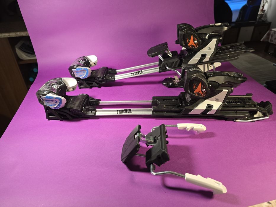 Atomic Tracker MNC 13