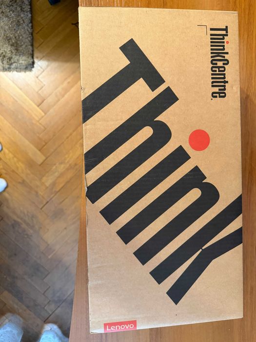 Lenovo ThinkCentre M70q Gen 5, i5-14400T, 16GB DDR5, 256GB NVMe SSD