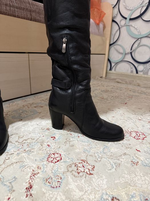 Продаётся кожанные сапоги зимний