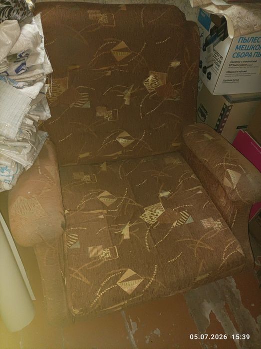 Продам два советских кресла