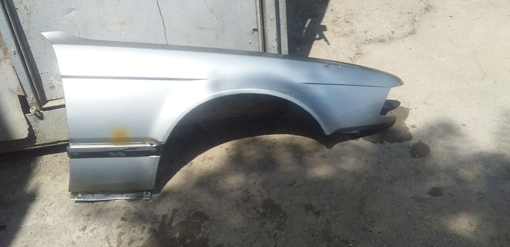 Продам кузовные запчасти от BMW E 32