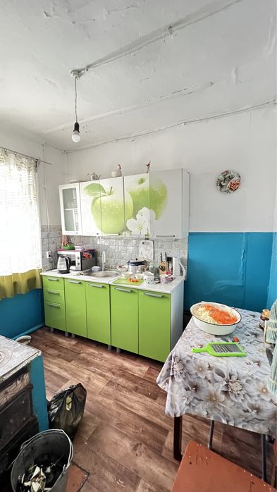 Дом на земле в Камышах