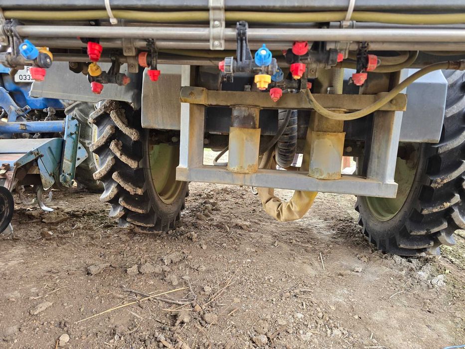 Прикачна пръскачка agriuma 2000