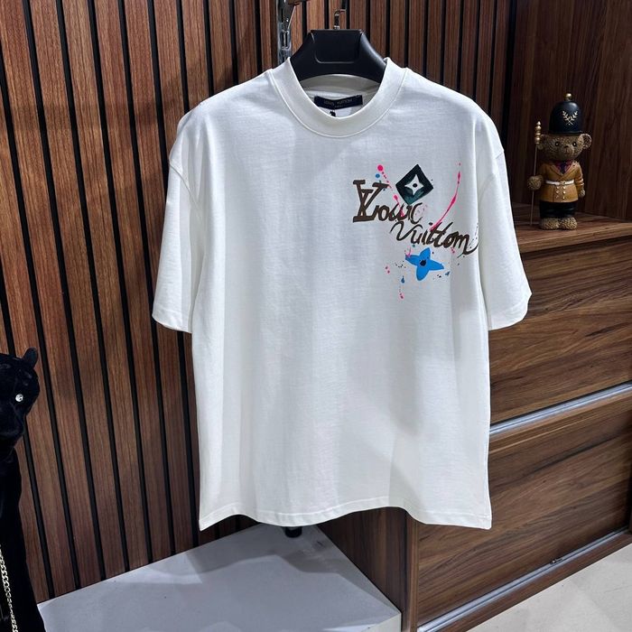 Мъжки тениски различни модели