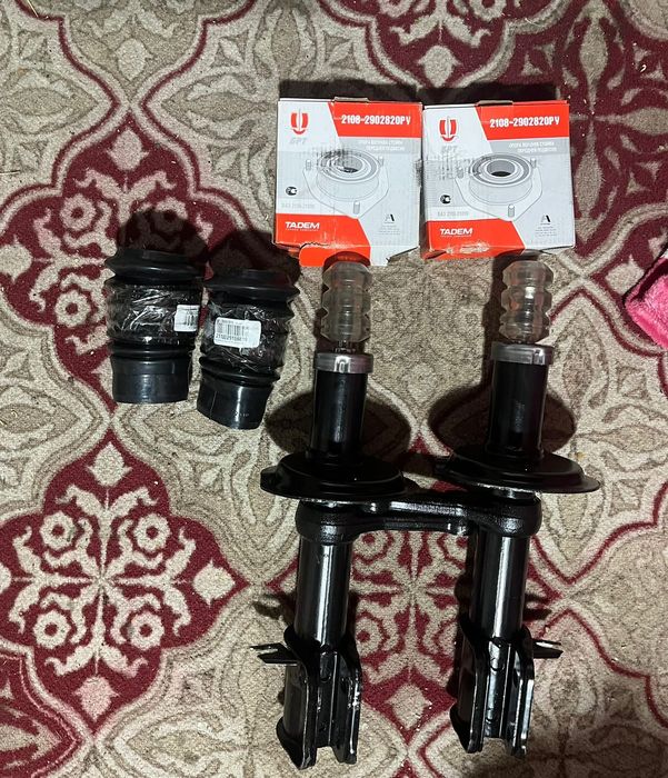 Амортизаторы стоек