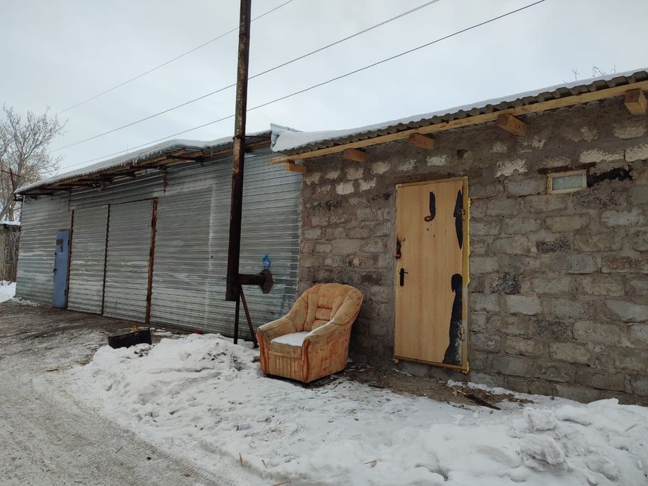 Срочно Продам большой гараж на 2 общ