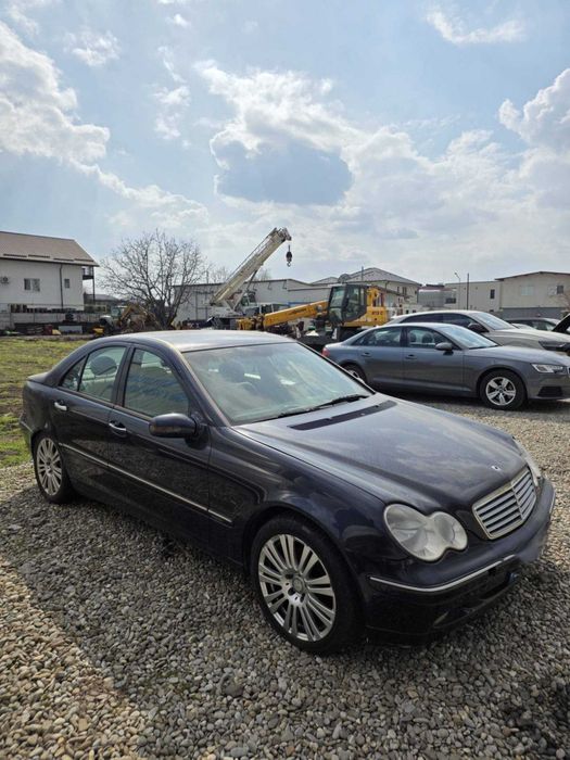 Mercedes c220 2004