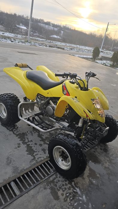 Vând schimb suzuki ltz 400 ak 47 perfect funcțional