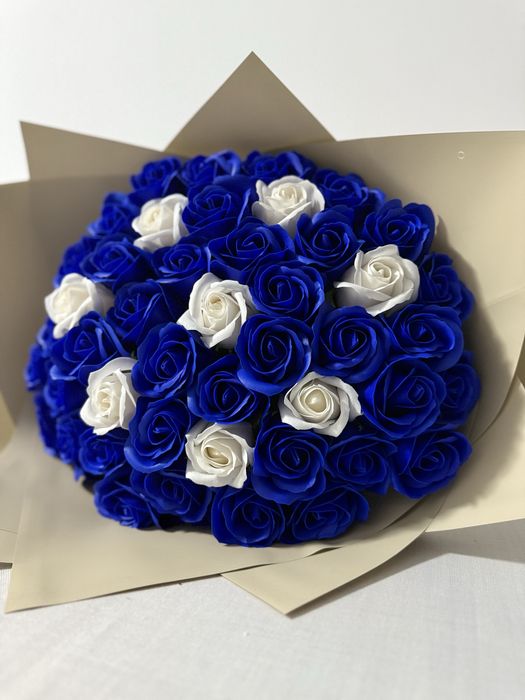 Buchet trandafiri din săpun – 41 trandafiri