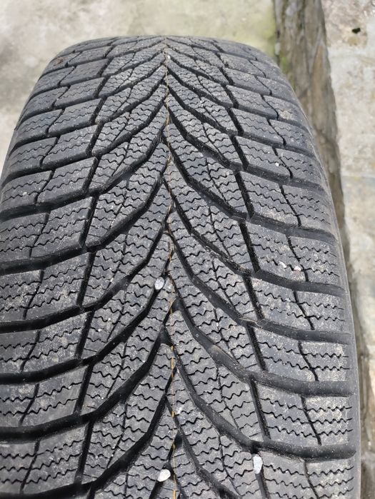 Гуми с джанти "17" 5х114.3 Nexen 225/60/17 2025г.