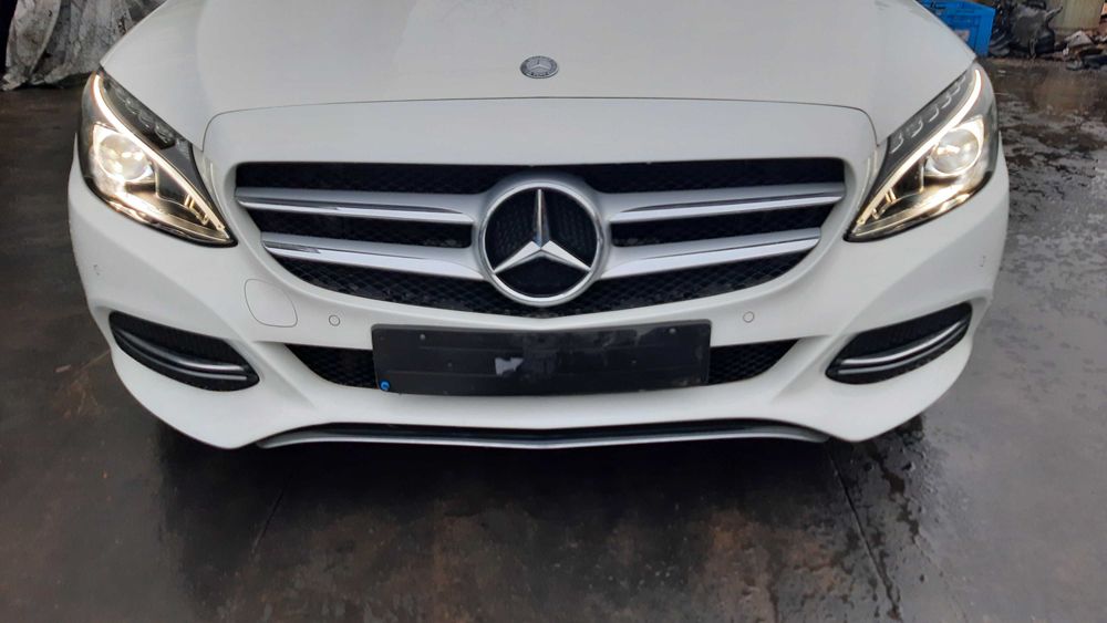 Dezmembrez mercedes c class w205 c300 hyb/far w205/panoramic/bara/stop