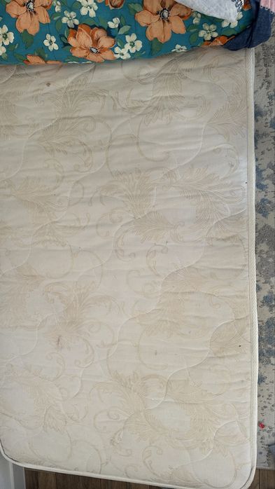 Кровать односпалка