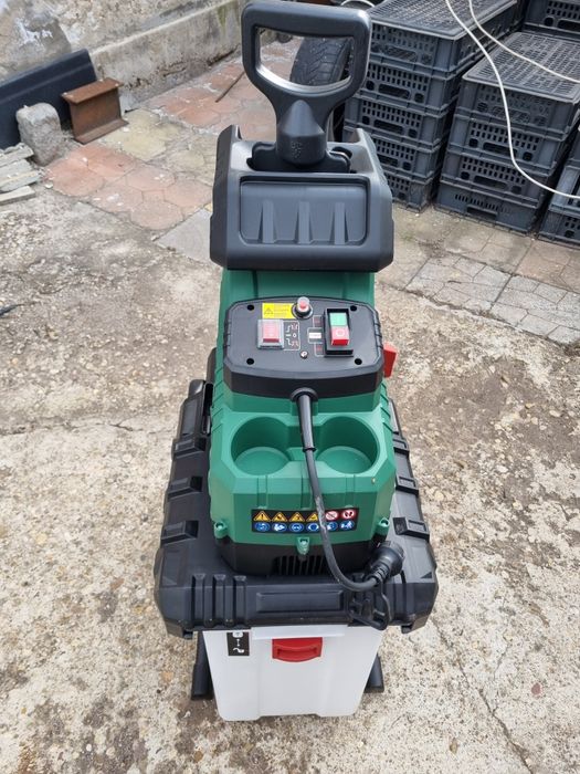 Валцова дробилка за клони