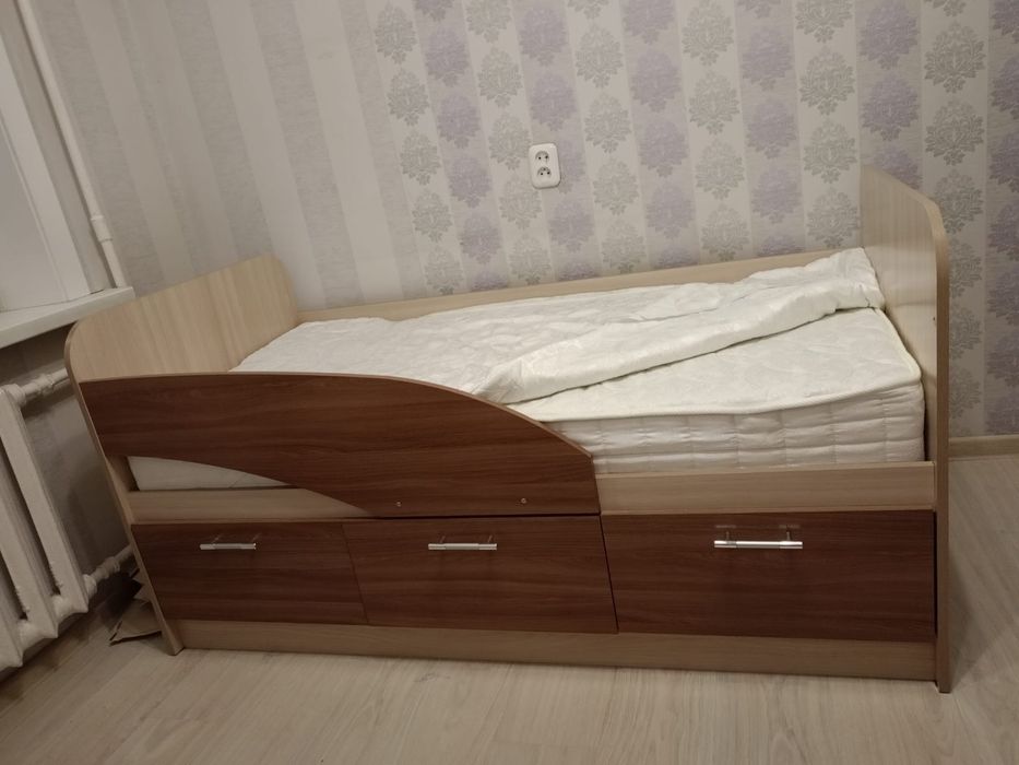 Продам кровать 165*85