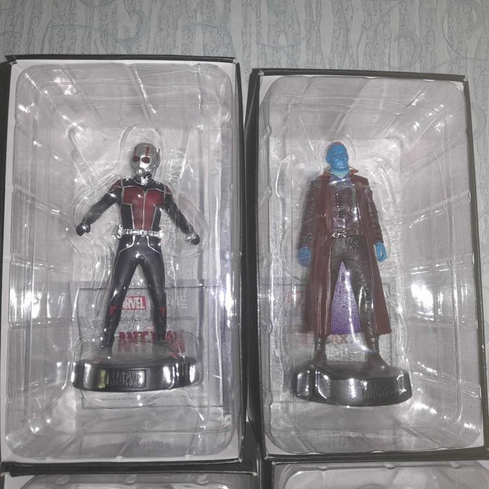 Фигурки по избор Marvel Move Collection
