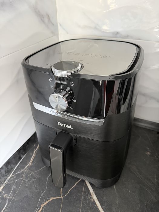 Airfryer Tefal Easy Fry and Grill impecabil