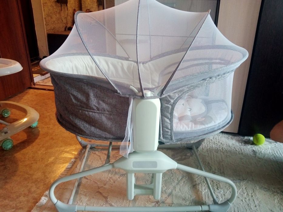 Продам люльку шизлонг.