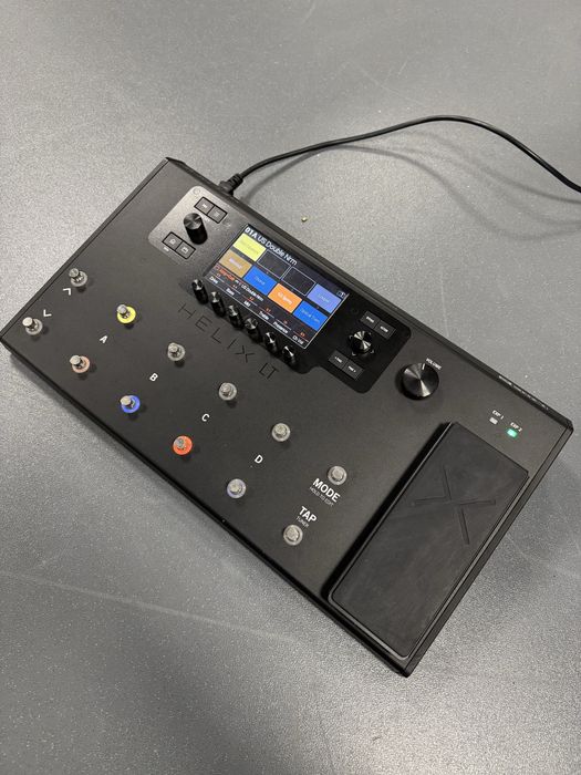 Line 6 Helix Lt super oferta