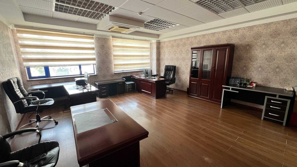 Сдам в аренду 2 этаж Бизнес центр, 175м2 на ул Абдулла Каххара, Бобура