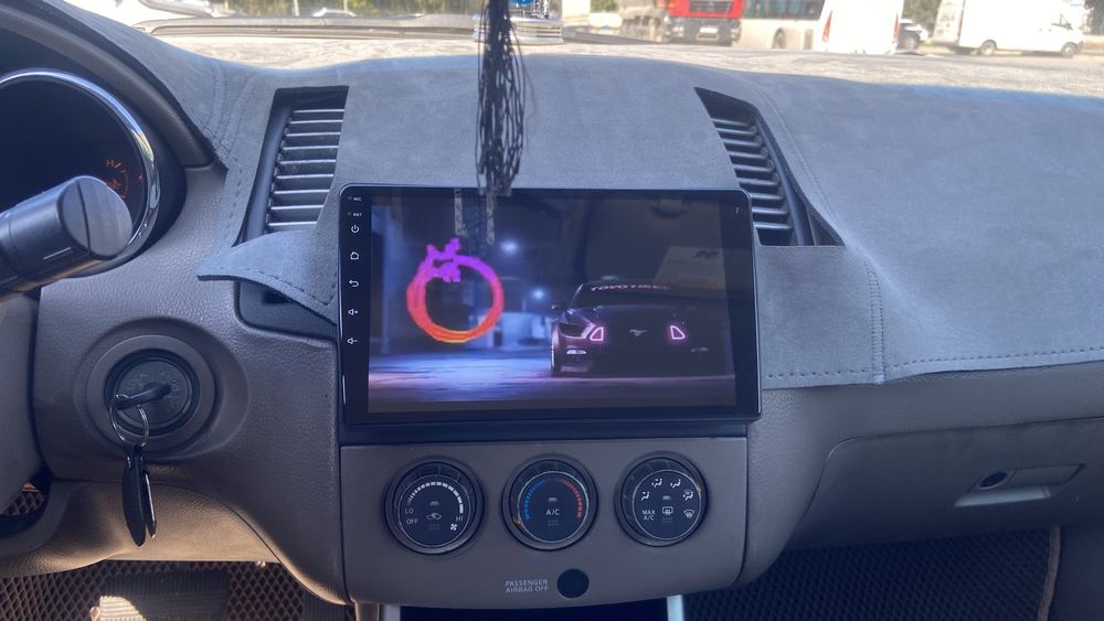 Ниссан Алтима.