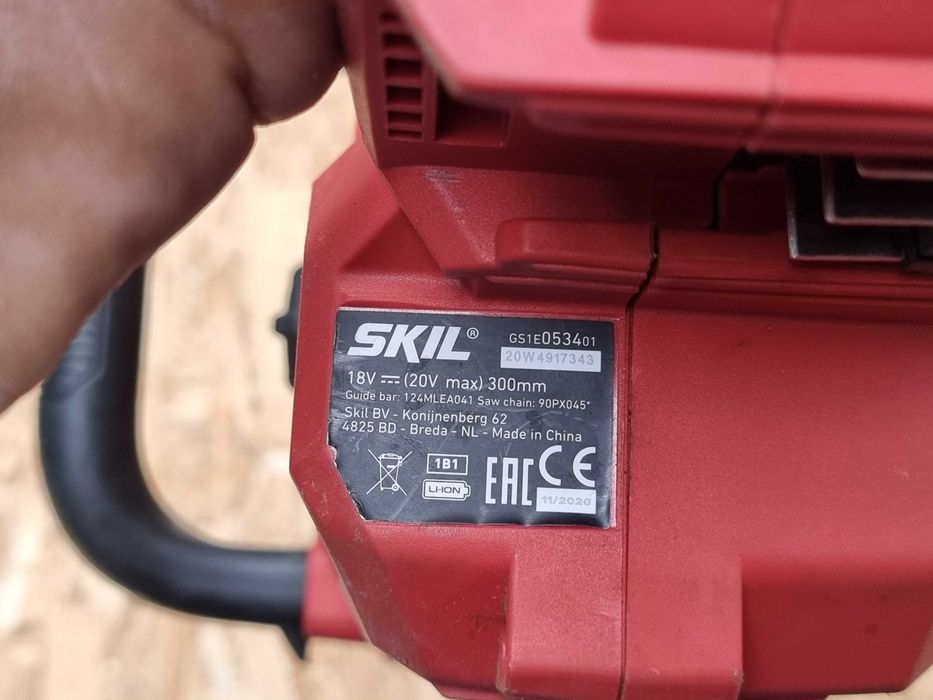 Drujba SKIL GS1E053401 DEFECTA Pentru Piese Acumulator 18V Fierastrau