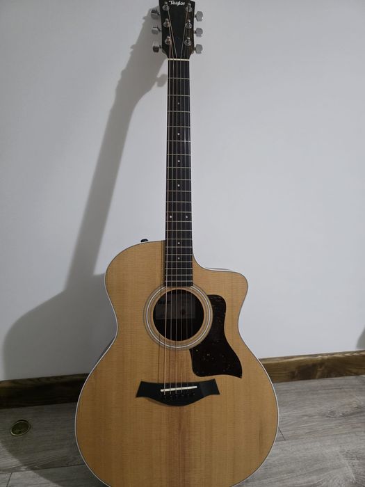 Chitară Taylor 214CE