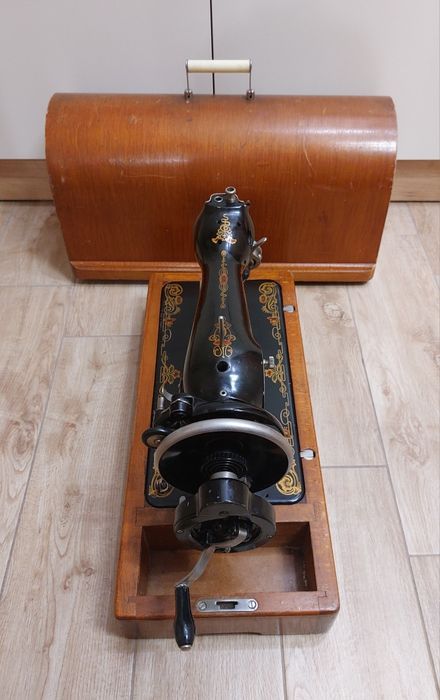 Ръчна шевна машина "Калинина"