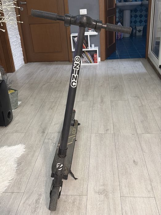 Trotinetă electrică ZINC