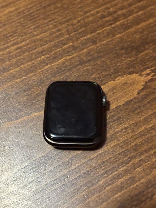 Apple Watch SE За Части