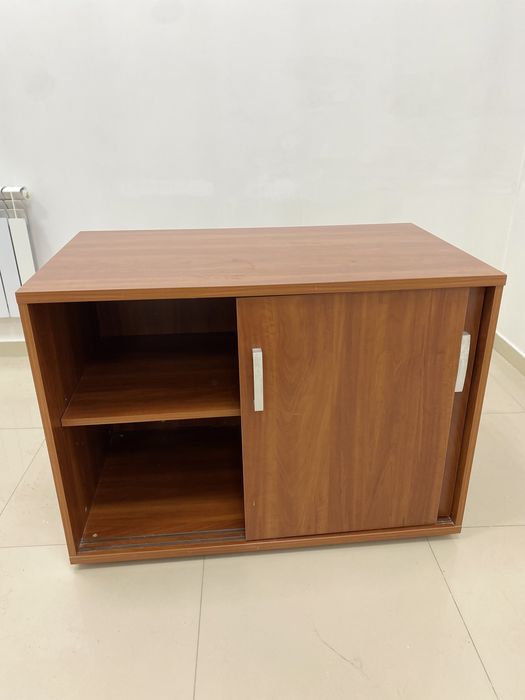 Продаю тумбу