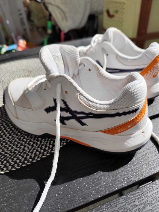 Маратонки за тенис