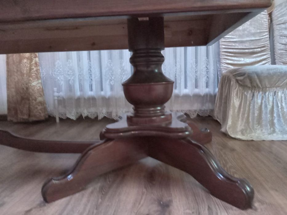 Эксклюзивный  комплект  из натурального дуба. 
Продаётся красивый