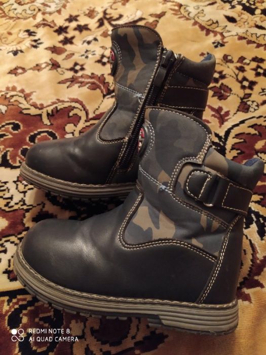 продам сапоги на мальчика р 26