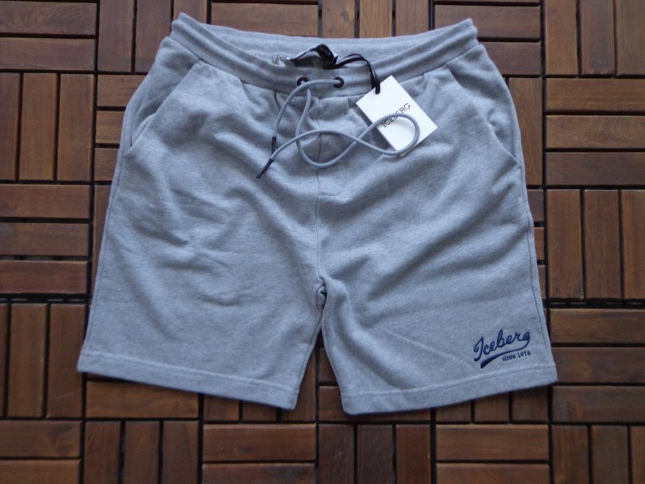 Мъжки къси панталони ICEBERG размер XL