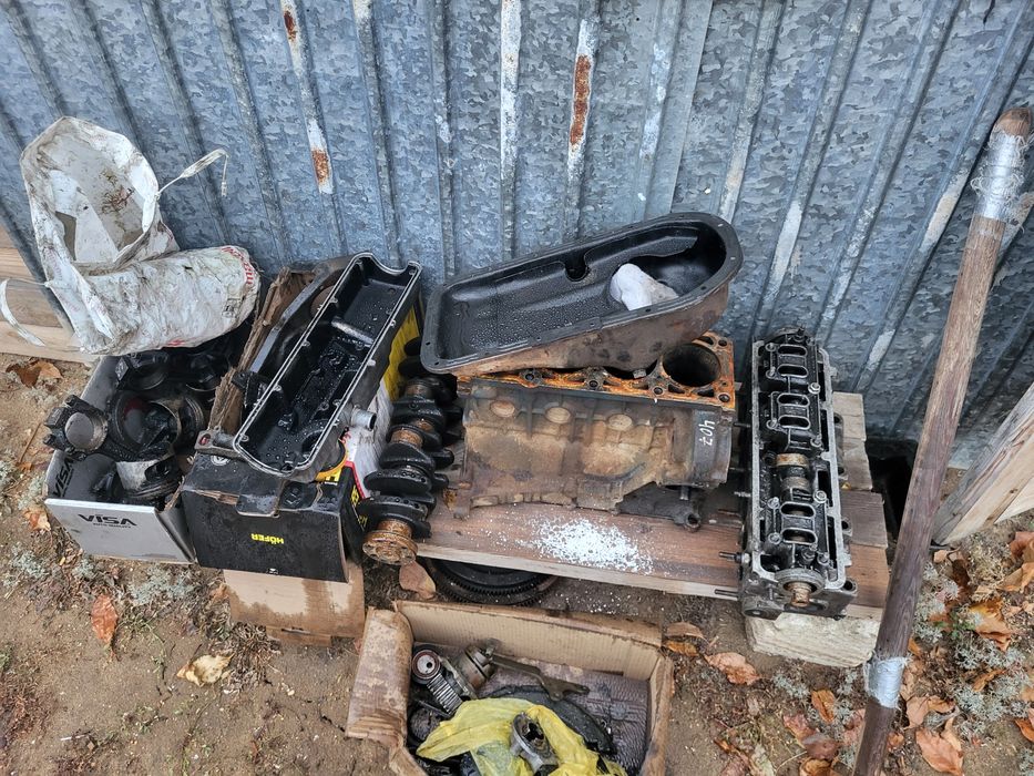 Продам 21114 мотор от ваз 2110