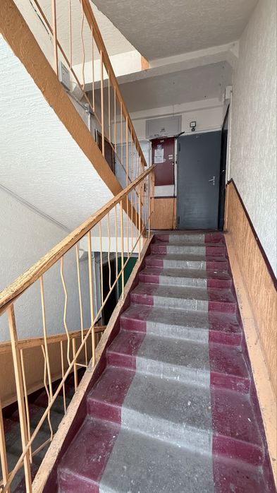 4мкр 3дом 2 ком продажа