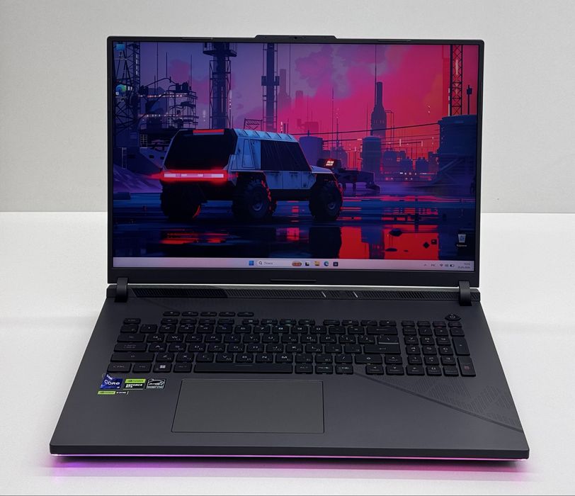 Asus ROG Strix G18 Core i9-14900HX RTX 4060 8GB DDR5 32GB 1TB M.2 SSD